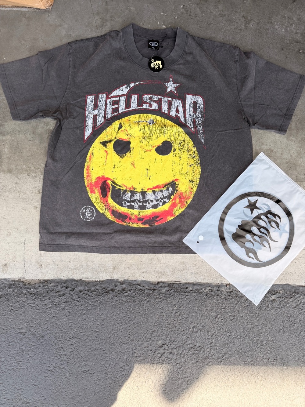 Hellstar tee Black with Yellow Smiley